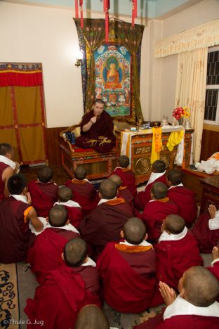 Thaye Dorje, His Holiness the 17th Gyalwa Karmapa, meeting children from Tilopur, during the Kagyu Monlam
