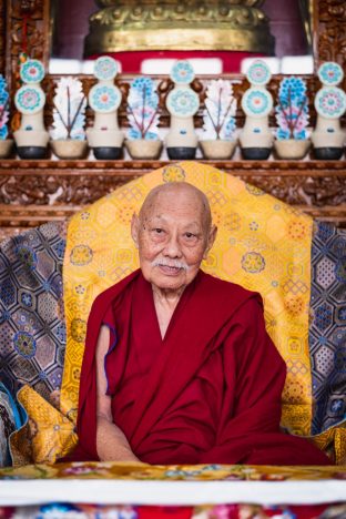 His Eminence Luding Kenchen Rinpoche