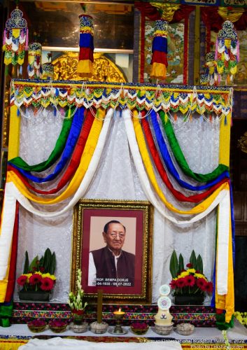Thaye Dorje, His Holiness the 17th Gyalwa Karmapa, pays respects to his late teacher, Professor Sempa Dorje. Photo / Lekshey jorden