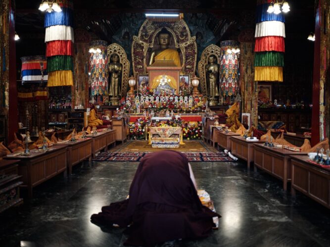 Thaye Dorje, His Holiness the 17th Gyalwa Karmapa, visits Ngor Monastery in Dehradun