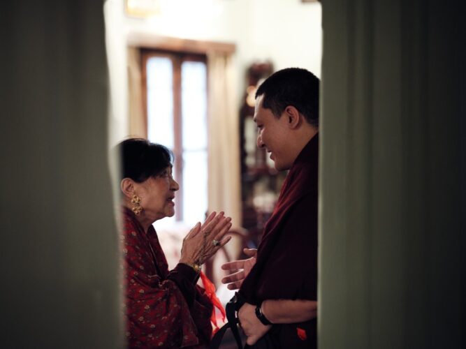 Karmapa bestows long life empowerment on HRH Ashi Chokyi Wangmo Wangchuck and family