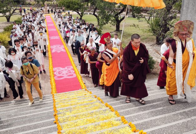 Thaye Dorje, His Holiness the 17th Gyalwa Karmapa, meets with devotees and grants teachings and an empowerment at Karma Kagyu Monastery in Tainan, Taiwan. Photo / Tokpa Korlo