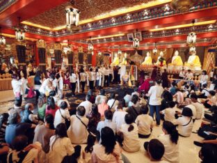 Thaye Dorje, His Holiness the 17th Gyalwa Karmapa, meets with devotees and grants teachings and an empowerment at Karma Kagyu Monastery in Tainan, Taiwan. Photo / Tokpa Korlo