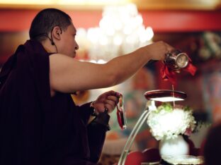 Thaye Dorje, His Holiness the 17th Gyalwa Karmapa, meets with devotees and grants teachings and an empowerment at Karma Kagyu Monastery in Tainan, Taiwan. Photo / Tokpa Korlo