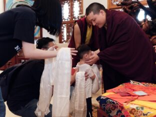 Thaye Dorje, His Holiness the 17th Gyalwa Karmapa, meets with devotees and grants teachings and an empowerment at Karma Kagyu Monastery in Tainan, Taiwan. Photo / Tokpa Korlo