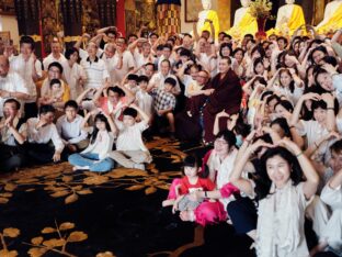 Thaye Dorje, His Holiness the 17th Gyalwa Karmapa, meets with devotees and grants teachings and an empowerment at Karma Kagyu Monastery in Tainan, Taiwan. Photo / Tokpa Korlo