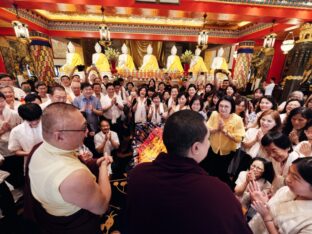 Thaye Dorje, His Holiness the 17th Gyalwa Karmapa, meets with devotees and grants teachings and an empowerment at Karma Kagyu Monastery in Tainan, Taiwan. Photo / Tokpa Korlo