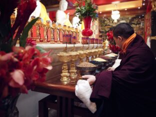 Thaye Dorje, His Holiness the 17th Gyalwa Karmapa, meets with devotees and grants teachings and an empowerment at Karma Kagyu Monastery in Tainan, Taiwan. Photo / Tokpa Korlo