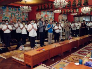 Mahakala empowerment, Rabne ceremony and audiences in Tainan, Taiwan. Photo / Tokpa Korlo