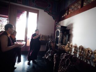 Mahakala empowerment, Rabne ceremony and audiences in Tainan, Taiwan. Photo / Tokpa Korlo