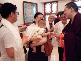 Mahakala empowerment, Rabne ceremony and audiences in Tainan, Taiwan. Photo / Tokpa Korlo