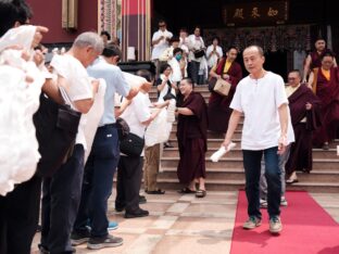 Mahakala empowerment, Rabne ceremony and audiences in Tainan, Taiwan. Photo / Tokpa Korlo