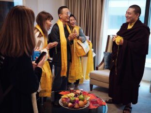 Thaye Dorje, His Holiness the 17th Gyalwa Karmapa, meets with devotees and grants empowerments in Taipei, Taiwan. Photo / Tokpa Korlo