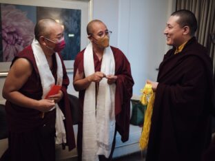 Thaye Dorje, His Holiness the 17th Gyalwa Karmapa, meets with devotees and grants empowerments in Taipei, Taiwan. Photo / Tokpa Korlo