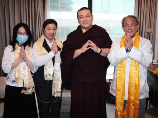 Thaye Dorje, His Holiness the 17th Gyalwa Karmapa, meets with devotees and grants empowerments in Taipei, Taiwan. Photo / Tokpa Korlo