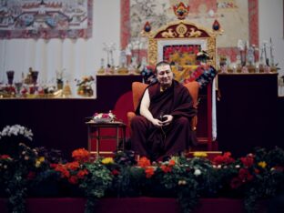 Thaye Dorje, His Holiness the 17th Gyalwa Karmapa, visits Dhagpo Möhra. Photo / Tokpa Korlo