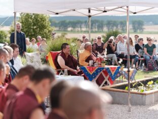 Thaye Dorje, His Holiness the 17th Gyalwa Karmapa, visits Dhagpo Möhra, the Möhra Dharma Village, and Bad Salzungen. Photo / Tokpa Korlo