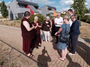 Thaye Dorje, His Holiness the 17th Gyalwa Karmapa, visits Dhagpo Möhra, the Möhra Dharma Village, and Bad Salzungen. Photo / Tokpa Korlo