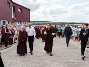 Thaye Dorje, His Holiness the 17th Gyalwa Karmapa, visits Dhagpo Möhra, the Möhra Dharma Village, and Bad Salzungen. Photo / Tokpa Korlo