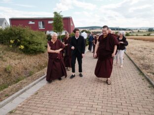 Thaye Dorje, His Holiness the 17th Gyalwa Karmapa, visits Dhagpo Möhra, the Möhra Dharma Village, and Bad Salzungen. Photo / Tokpa Korlo