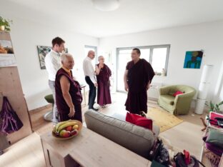 Thaye Dorje, His Holiness the 17th Gyalwa Karmapa, visits Dhagpo Möhra, the Möhra Dharma Village, and Bad Salzungen. Photo / Tokpa Korlo