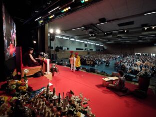 Thaye Dorje, His Holiness the 17th Gyalwa Karmapa, visits Renchen-Ulm in Germany. Photo / Tokpa Korlo