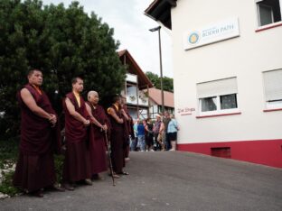 Thaye Dorje, His Holiness the 17th Gyalwa Karmapa, visits Renchen-Ulm in Germany. Photo / Tokpa Korlo