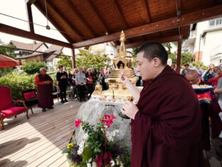 Thaye Dorje, His Holiness the 17th Gyalwa Karmapa, visits Renchen-Ulm in Germany. Photo / Tokpa Korlo