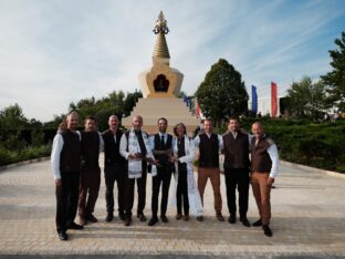 Thaye Dorje, His Holiness the 17th Gyalwa Karmapa, visits Dhagpo Kagyu Ling in France, 2023. Photo: Tokpa Korlo.