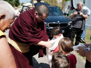 Thaye Dorje, His Holiness the 17th Gyalwa Karmapa, visits Dhagpo Kagyu Ling in France, 2023. Photo: Tokpa Korlo.