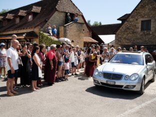 Thaye Dorje, His Holiness the 17th Gyalwa Karmapa, visits Dhagpo Kagyu Ling in France, 2023. Photo: Tokpa Korlo.