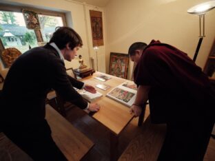 Thaye Dorje, His Holiness the 17th Karmapa, visits Dhagpo Kundrol Ling in France, 2023. Photo: Tokpa Korlo