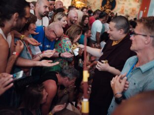 Thaye Dorje, His Holiness the 17th Gyalwa Karmapa, visits Spain, 2023. Photo: Tokpa Korlo.