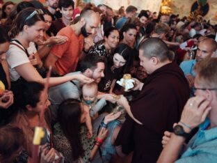 Thaye Dorje, His Holiness the 17th Gyalwa Karmapa, visits Spain, 2023. Photo: Tokpa Korlo.