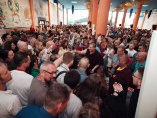 Thaye Dorje, His Holiness the 17th Gyalwa Karmapa, visits Spain, 2023. Photo: Tokpa Korlo.