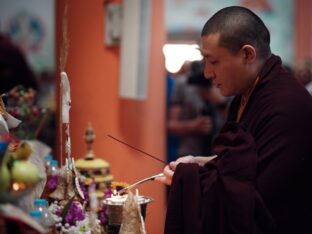 Thaye Dorje, His Holiness the 17th Gyalwa Karmapa, visits Spain, 2023. Photo: Tokpa Korlo.