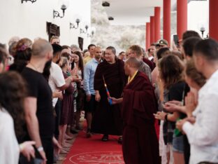 Thaye Dorje, His Holiness the 17th Gyalwa Karmapa, visits Spain, 2023. Photo: Tokpa Korlo.