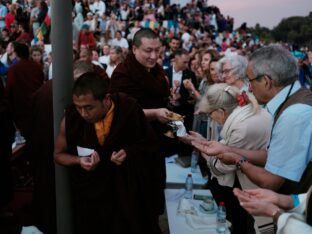 Thaye Dorje, His Holiness the 17th Gyalwa Karmapa, visits Spain, 2023. Photo: Tokpa Korlo.