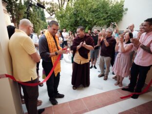 Thaye Dorje, His Holiness the 17th Gyalwa Karmapa, visits Spain, 2023. Photo: Tokpa Korlo.