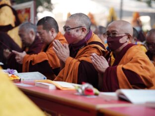 Kagyu Monlam 2023 at Bodh Gaya. Photo: Tokpa Korlo