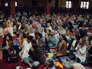 Thaye Dorje, His Holiness the 17th Gyalwa Karmapa, bestowed the empowerment of Dorje Sempa at the Karmapa Public Course 2024 in KIBI, New Delhi. Photo: Tokpa Korlo.