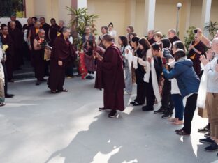 Thaye Dorje, His Holiness the 17th Gyalwa Karmapa, bestowed the empowerment of Dorje Sempa at the Karmapa Public Course 2024 in KIBI, New Delhi. Photo: Tokpa Korlo.