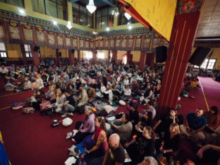 Thaye Dorje, His Holiness the 17th Gyalwa Karmapa, bestowed the empowerment of Dorje Sempa at the Karmapa Public Course 2024 in KIBI, New Delhi. Photo: Tokpa Korlo.