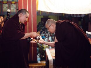 Thaye Dorje, His Holiness the 17th Gyalwa Karmapa, bestowed the empowerment of Dorje Sempa at the Karmapa Public Course 2024 in KIBI, New Delhi. Photo: Tokpa Korlo.