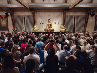Thaye Dorje, His Holiness the 17th Gyalwa Karmapa, visits the Europe Center. Photo: Tokpa Korlo