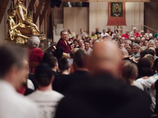 Thaye Dorje, His Holiness the 17th Gyalwa Karmapa, visits the Europe Center. Photo: Tokpa Korlo