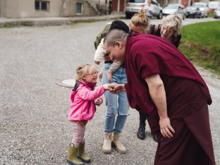 Thaye Dorje, His Holiness the 17th Gyalwa Karmapa, visits the Europe Center. Photo: Tokpa Korlo