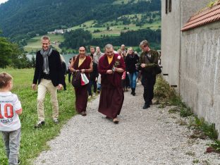 Thaye Dorje, His Holiness the 17th Gyalwa Karmapa, visits the Europe Center. Photo: Tokpa Korlo