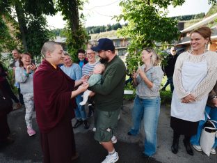 Thaye Dorje, His Holiness the 17th Gyalwa Karmapa, visits the Europe Center. Photo: Tokpa Korlo