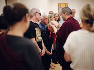 Thaye Dorje, His Holiness the 17th Gyalwa Karmapa, visits Dhagpo Mohra
